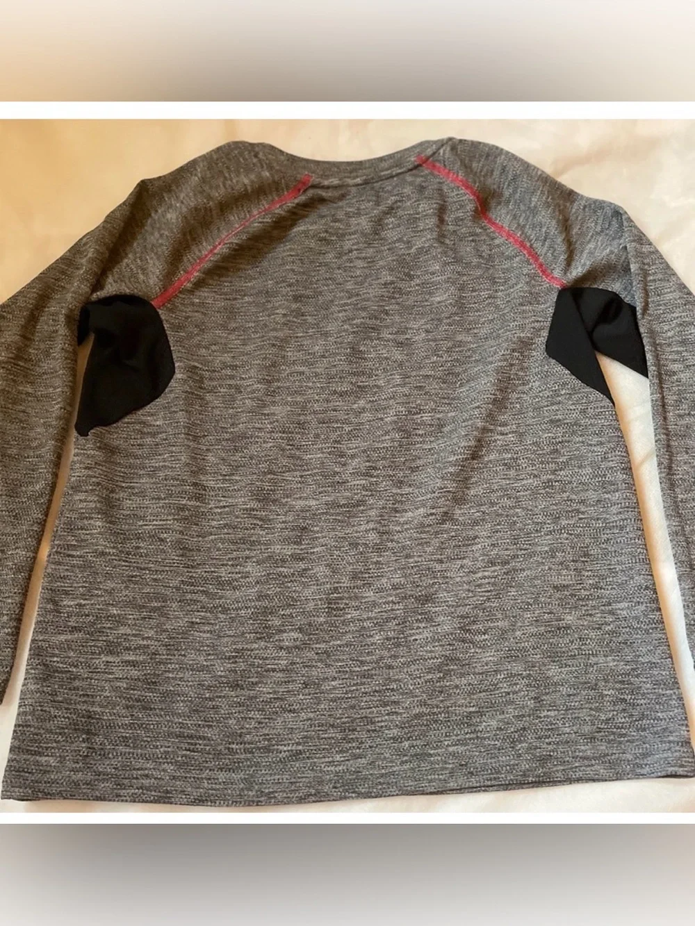 Old Navy Active Youth Large Long Sleeve Performance Shirt Gray Athletic Top Boys